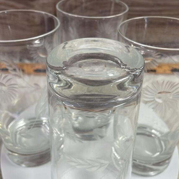 Floral Etched Glassware, Set of 4, Clear Glass , 8 oz - Picture 5 of 6